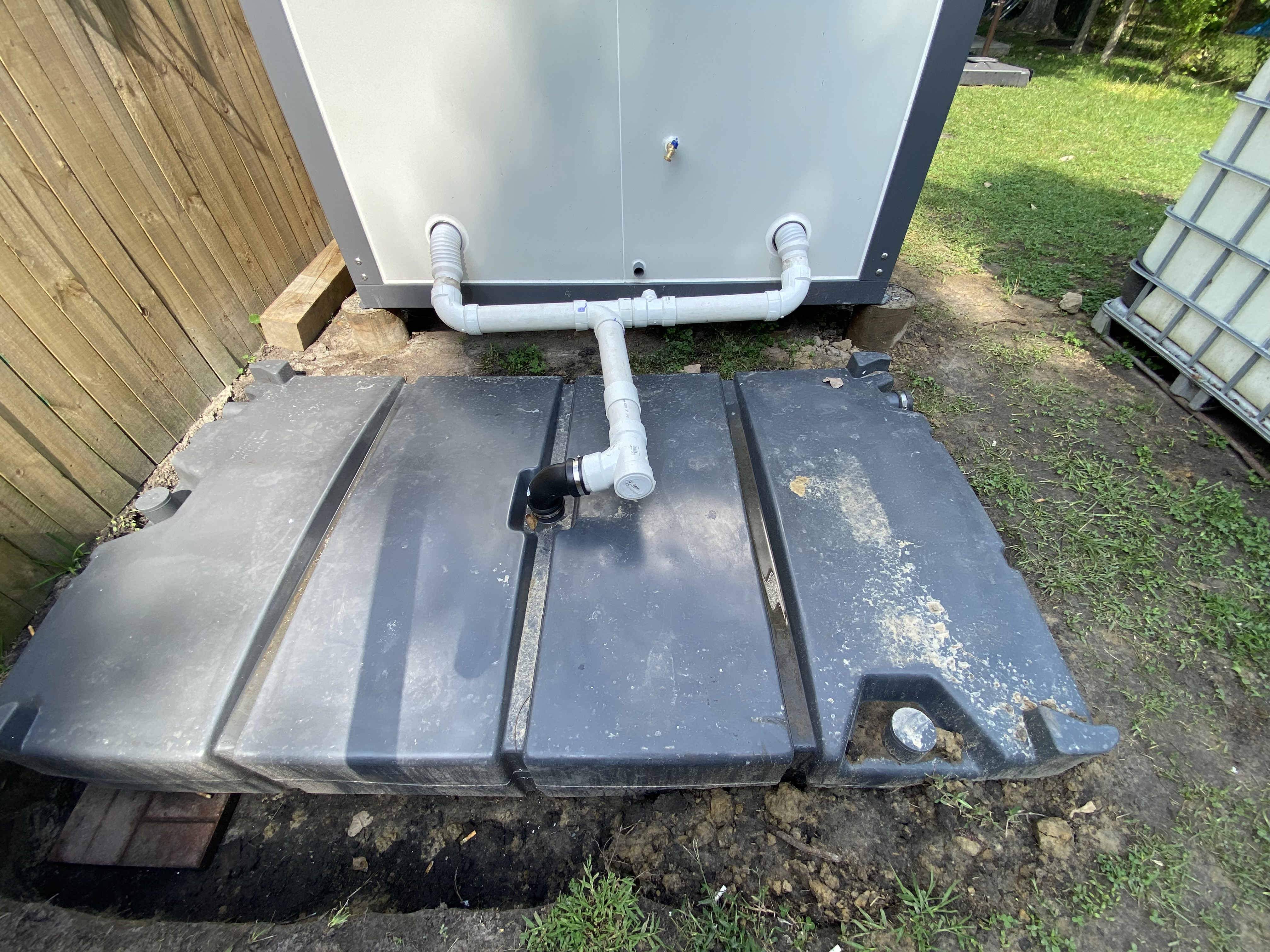 ReTIREd pump-out service equipment